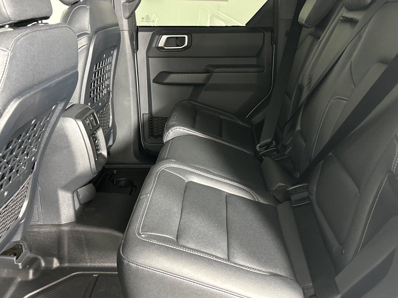 New 2026 Ford Bronco Big Bend w/ Black Diamond Package AWD/4WD image 24