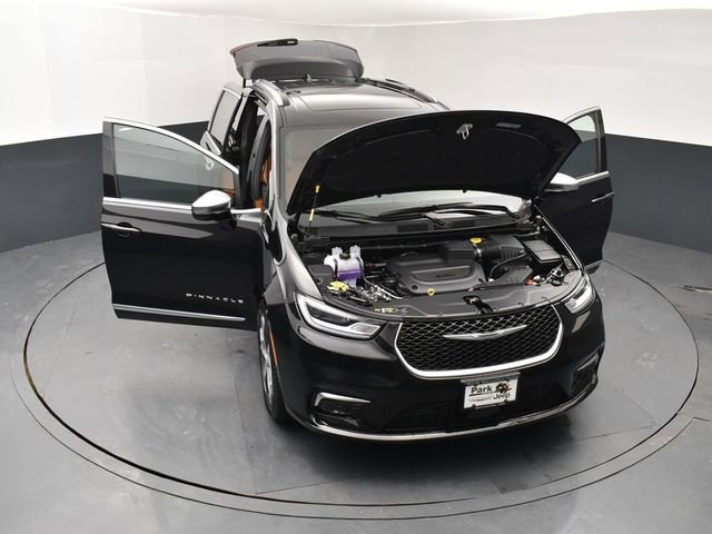 New 2026 Chrysler Pacifica Pinnacle AWD/4WD image 25
