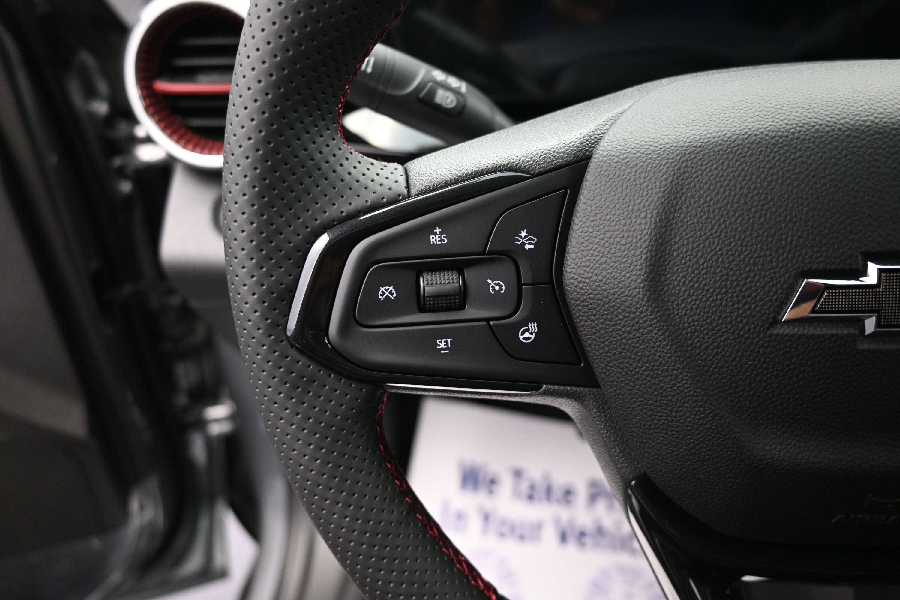 New 2026 Chevrolet Trax RS w/ Sunroof Package FWD image 13