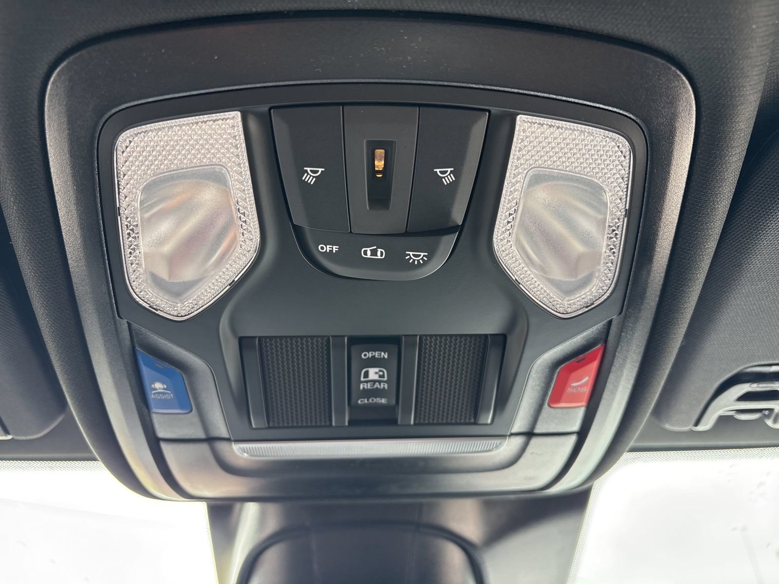 New 2026 RAM 2500 Warlock AWD/4WD image 17