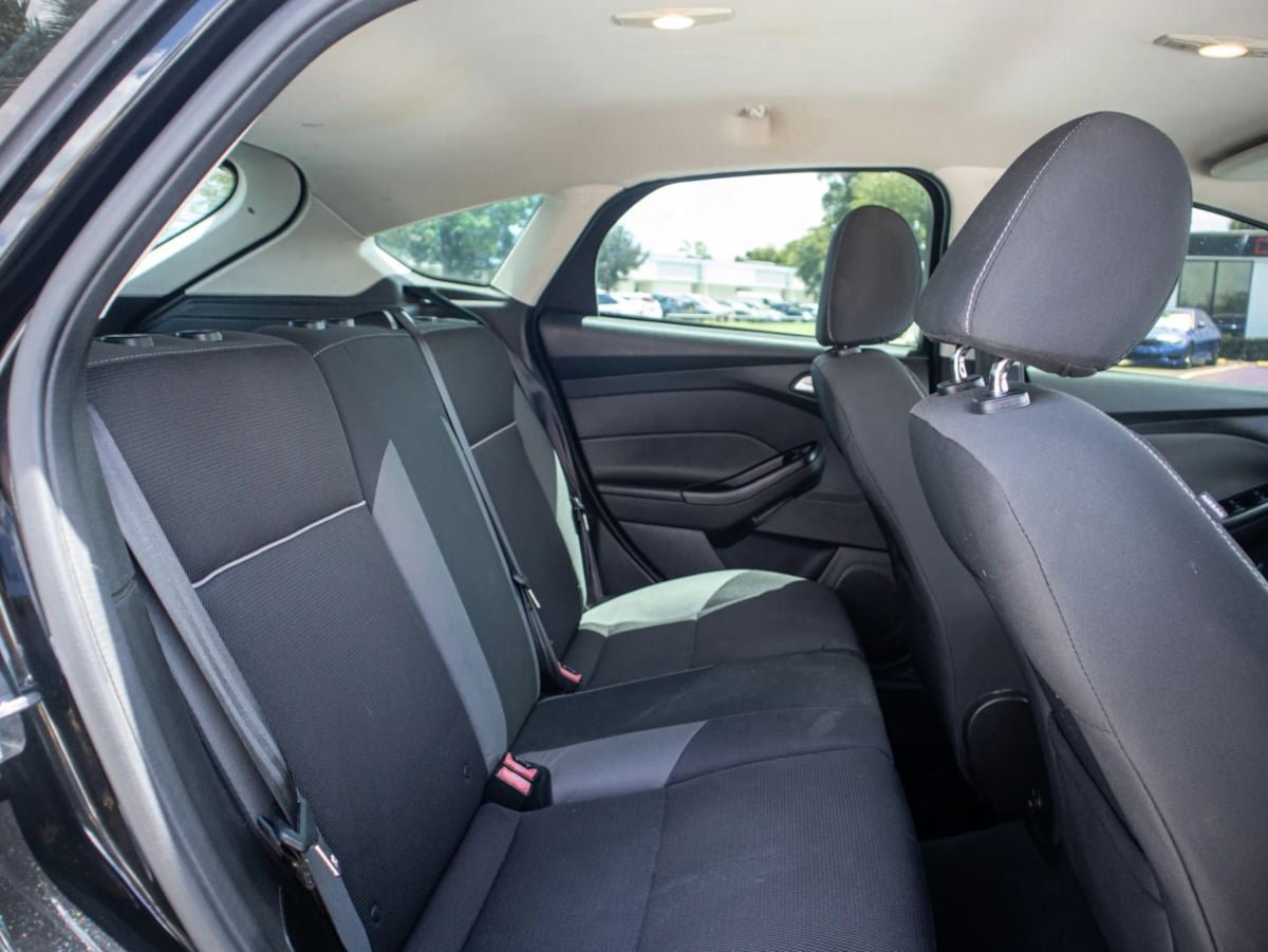 Used 2014 Ford Focus SE FWD image 20