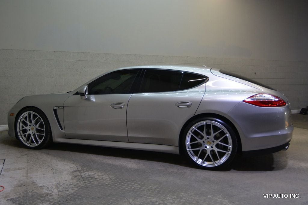 Used 2011 Porsche Panamera 4 AWD/4WD image 30