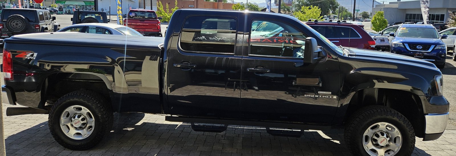 Used 2009 GMC Sierra 2500 SLT w/ SLT Convenience Package AWD/4WD image 5