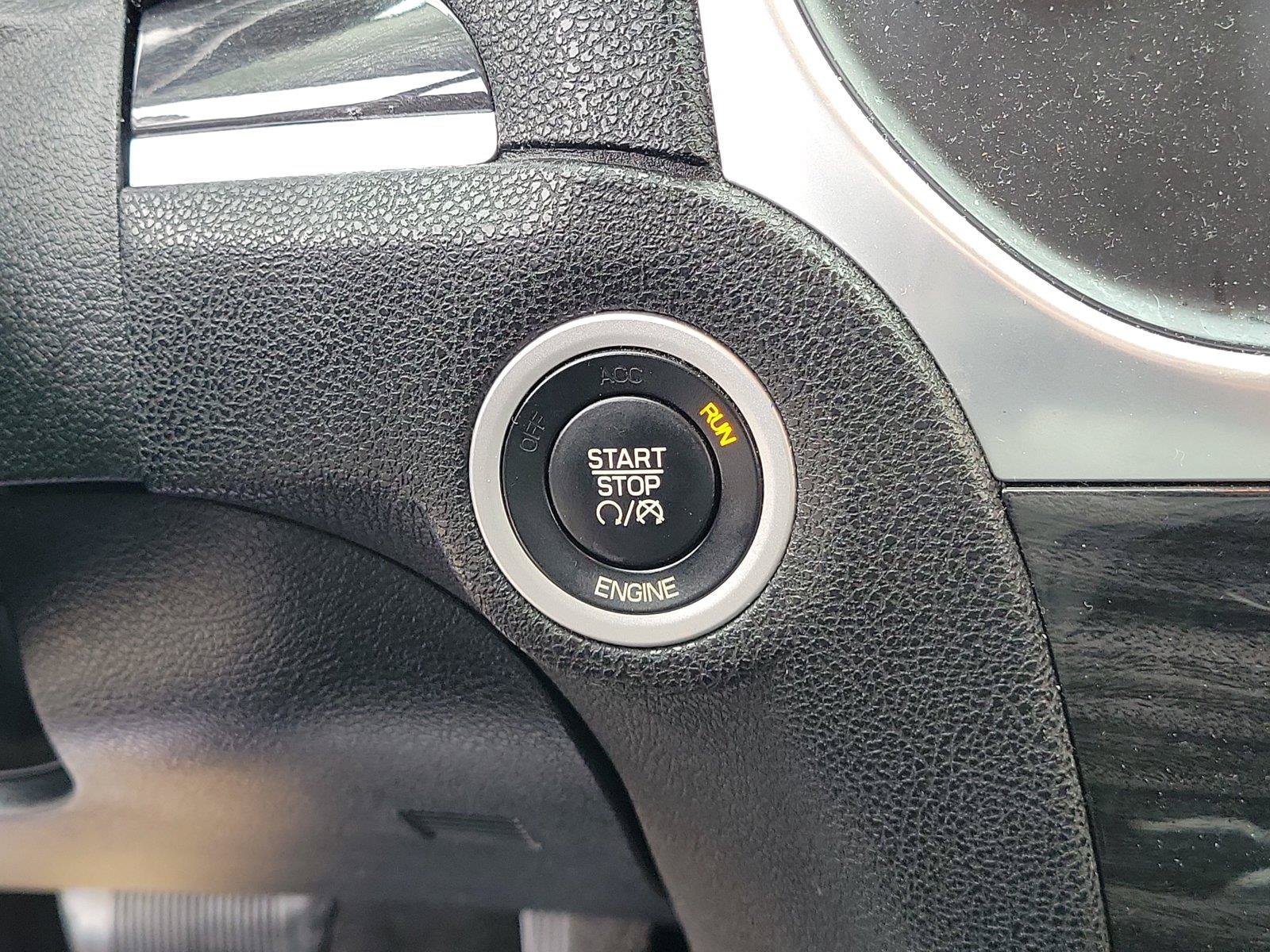 Used 2016 Chrysler 300 Limited RWD image 29