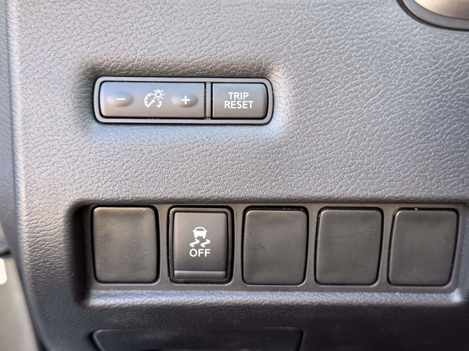 Used 2019 Nissan Murano S AWD/4WD image 15
