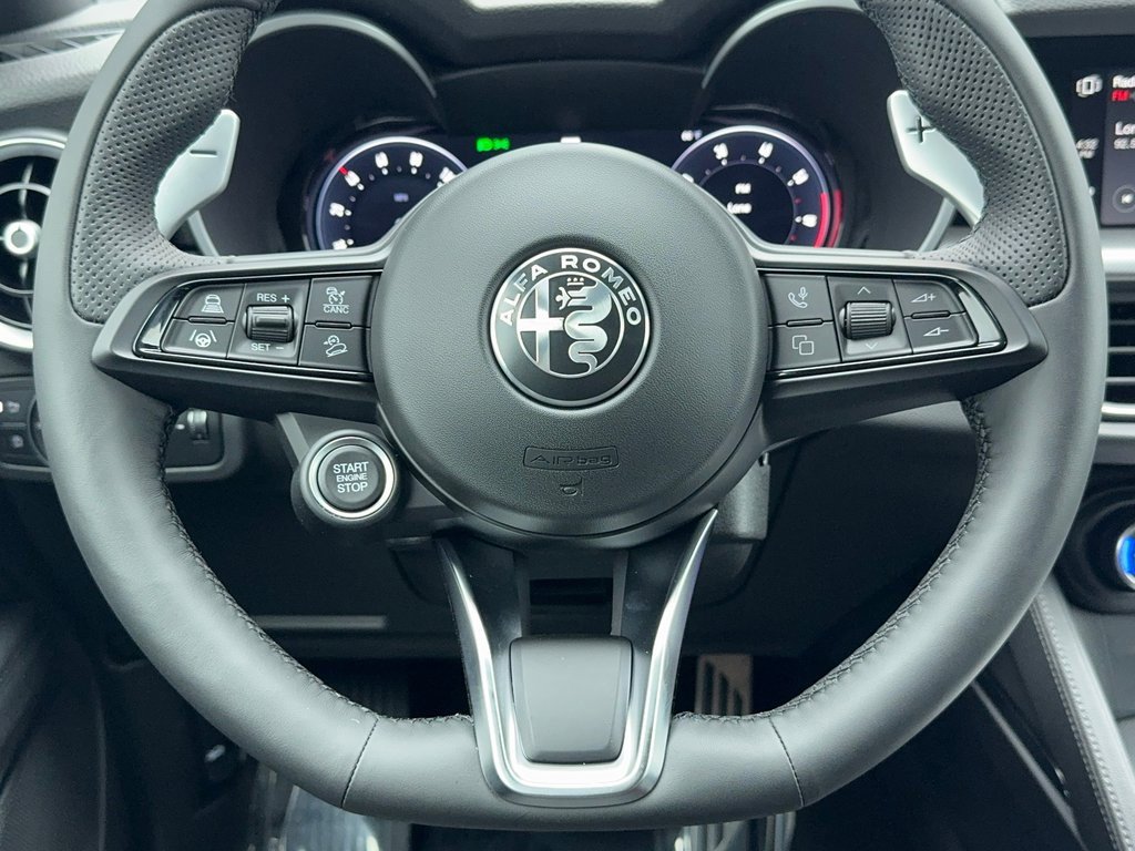New 2025 Alfa Romeo Stelvio Sprint w/ Convenience Package image 17