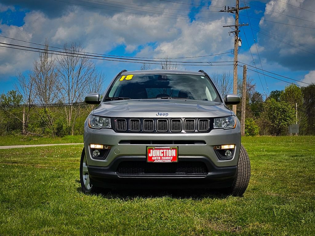 Used 2018 Jeep Compass Latitude w/ Popular Equipment Group AWD/4WD image 8