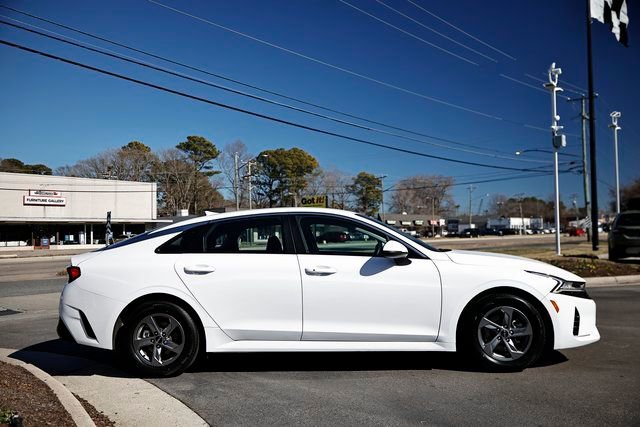 Used 2024 Kia K5 LXS image 9