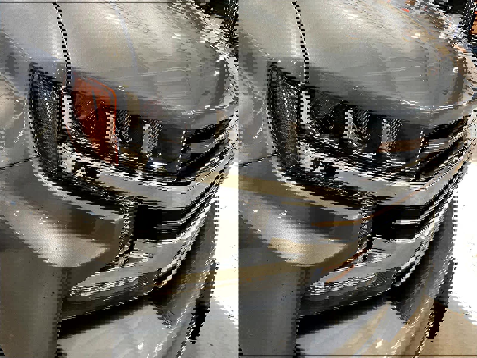 Used 2020 Chevrolet Silverado 1500 High Country w/ Technology Package image 34