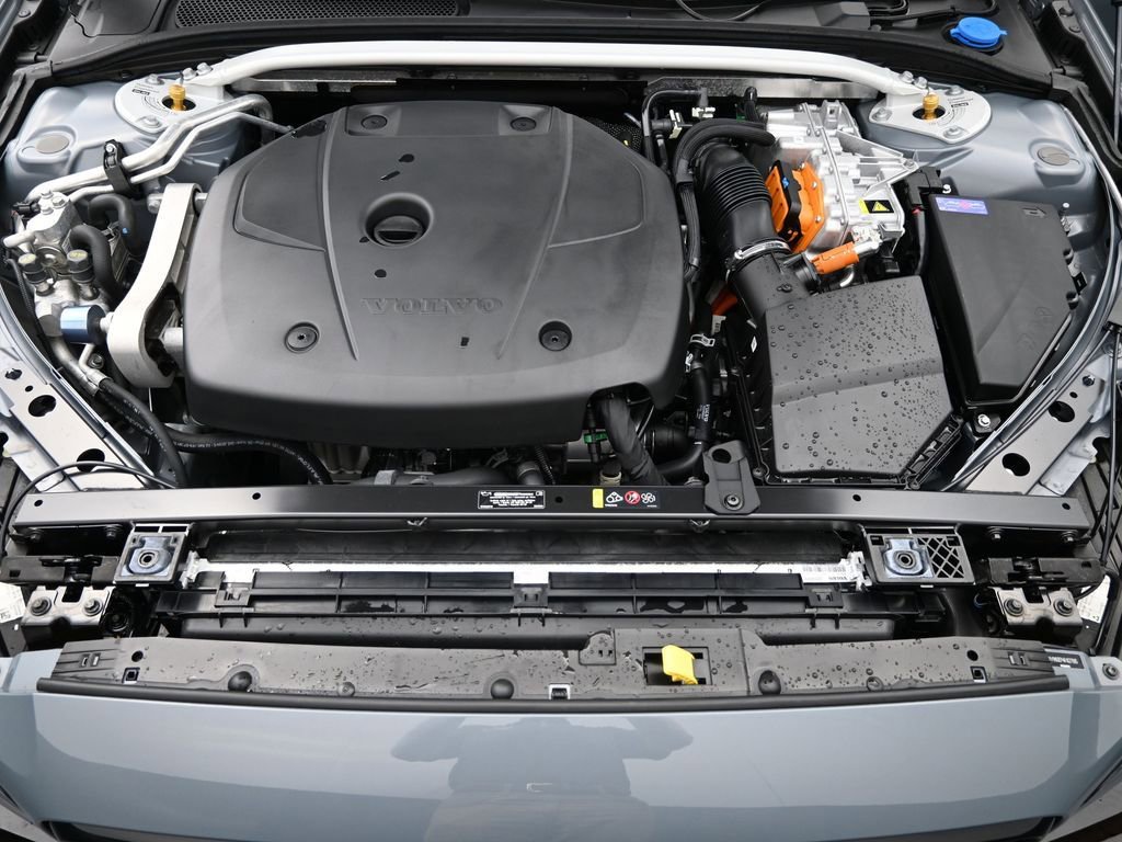 Used 2024 Volvo V60 T8 Polestar image 13