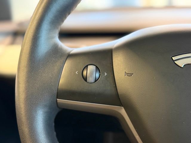 Used 2023 Tesla Model 3 Performance AWD/4WD image 22