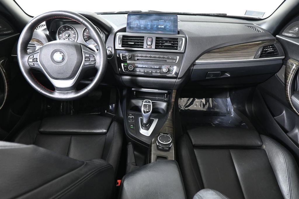 Used 2017 BMW 230i xDrive Convertible image 4