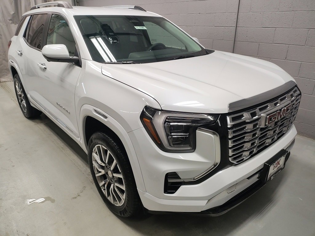 New 2026 GMC Terrain Denali image 5