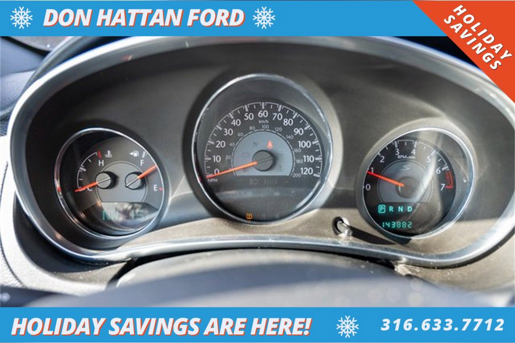 Used 2013 Chrysler 200 Limited image 7