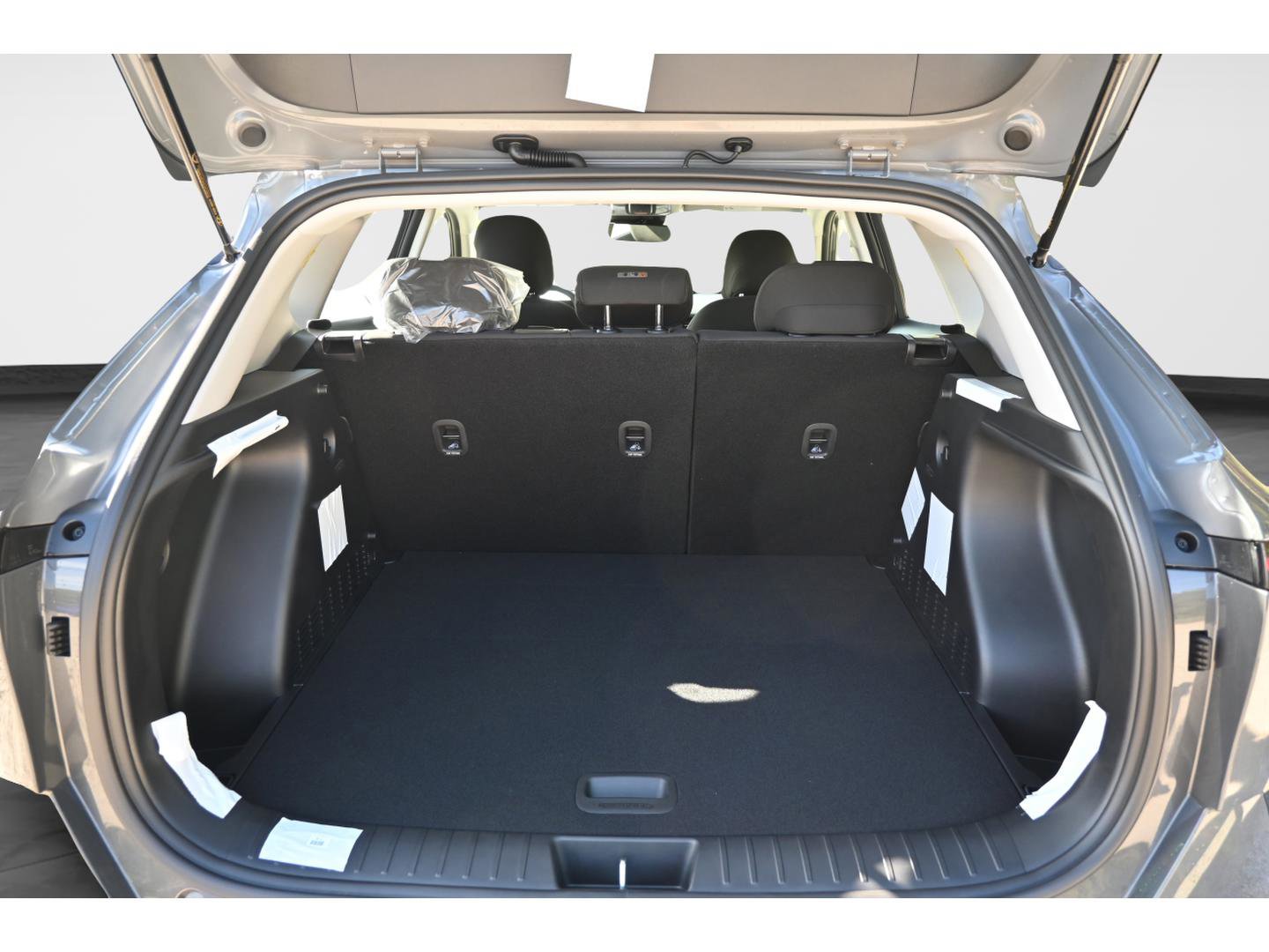 Used 2026 Hyundai Kona SE image 9