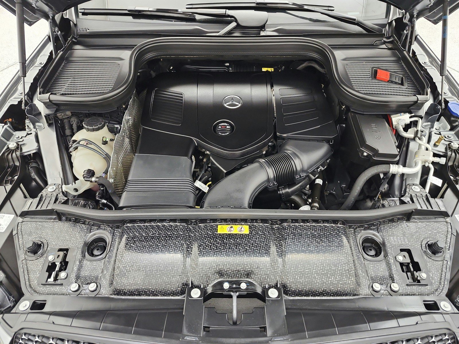 Certified 2025 Mercedes-Benz GLE 350 4MATIC image 17