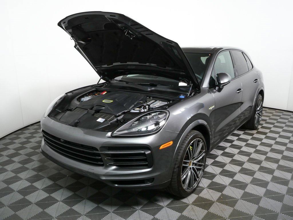 Used 2020 Porsche Cayenne E-Hybrid image 34