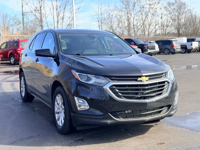 Used 2019 Chevrolet Equinox LT w/ Driver Convenience Package image 3