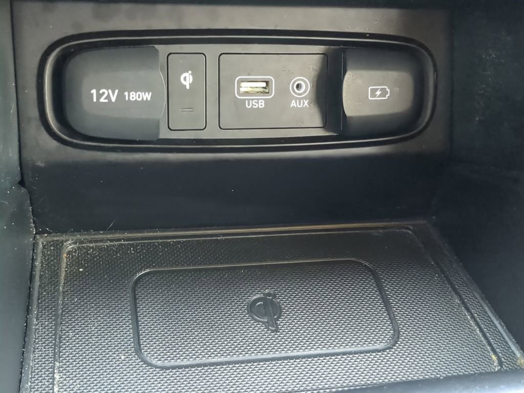 Used 2020 Hyundai Santa Fe SEL w/ Convenience Package image 22