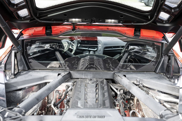 Used 2024 Chevrolet Corvette Stingray Premium Cpe w/ Z51 Performance Package RWD image 28