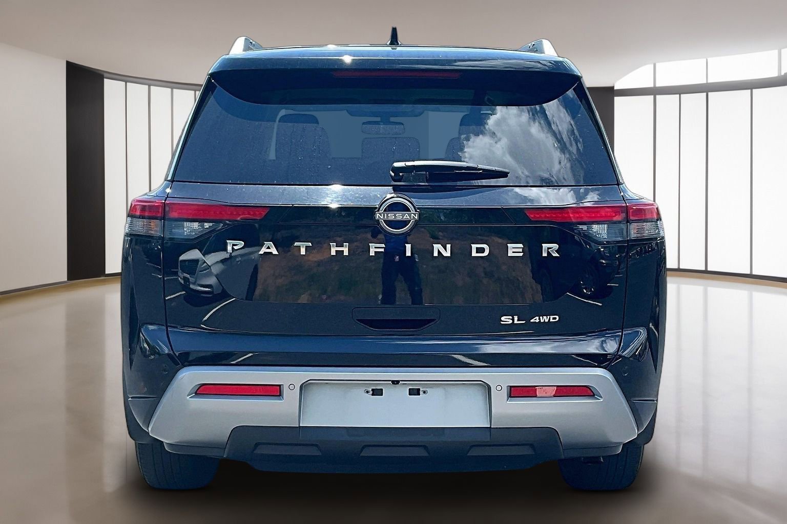 Used 2022 Nissan Pathfinder SL AWD/4WD image 5
