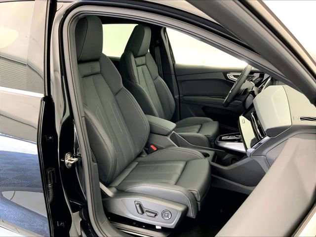 Certified 2025 Audi Q4 e-tron Premium Plus w/ Premium Plus image 17