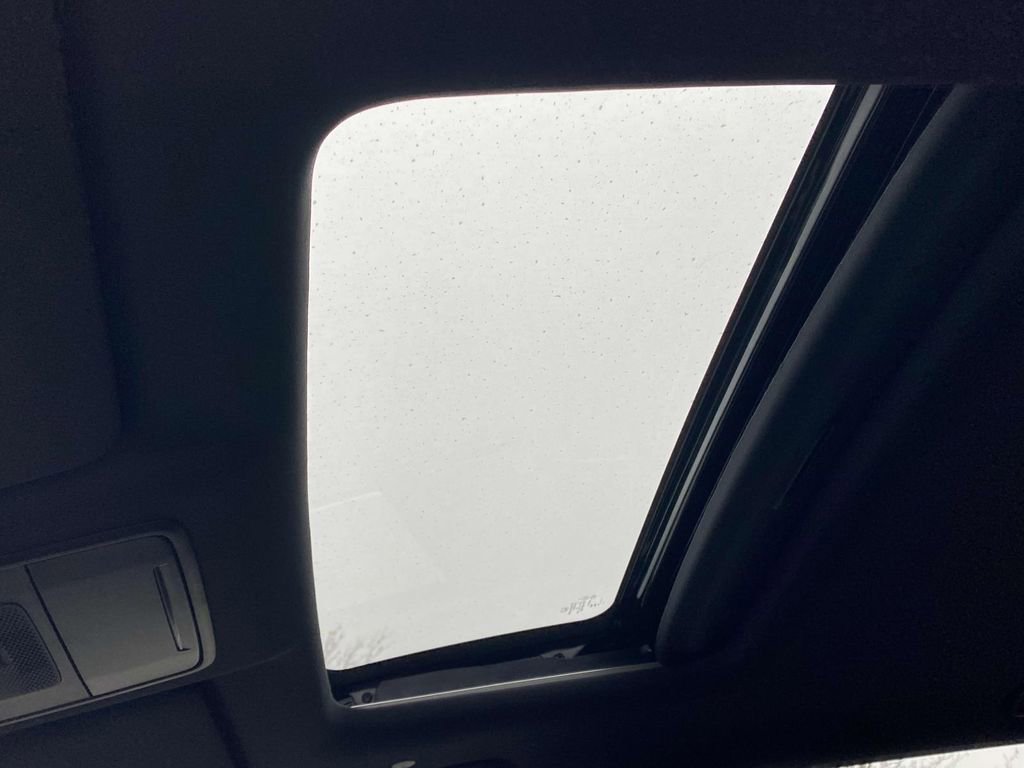 Used 2025 Honda CR-V Sport-L image 13