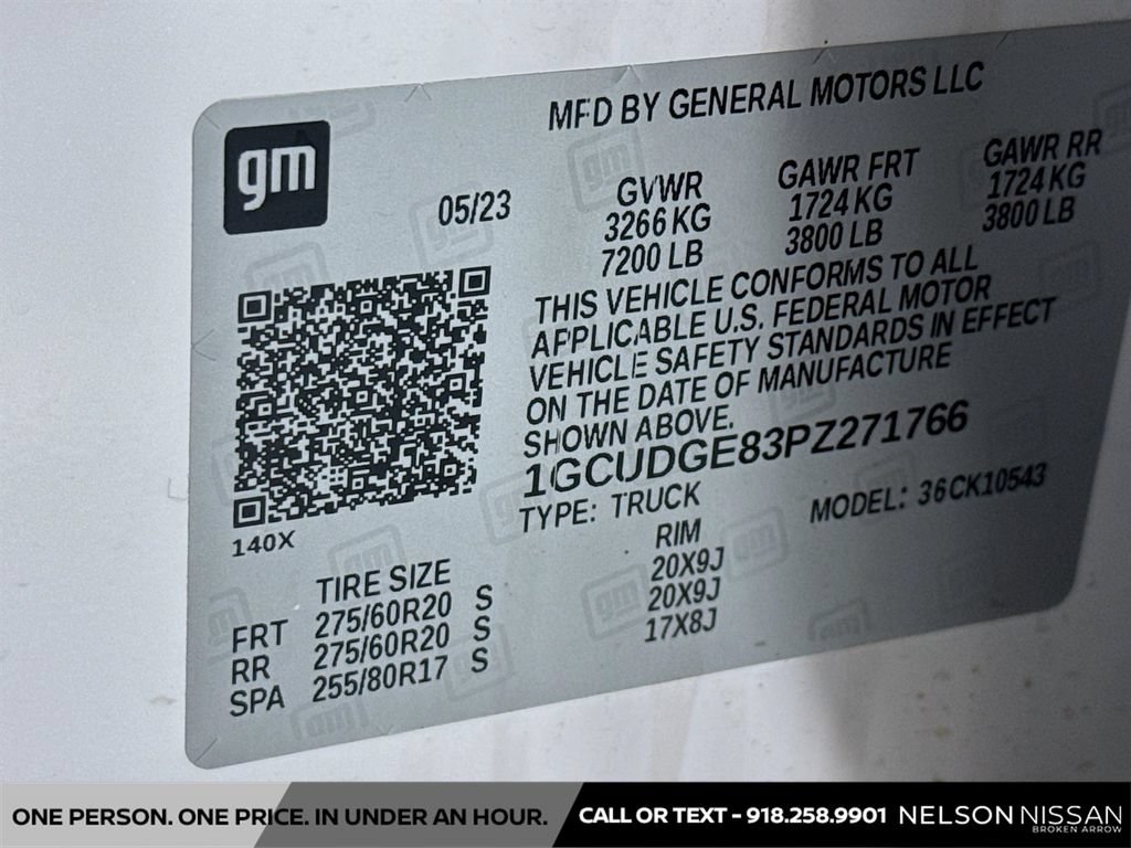 Used 2023 Chevrolet Silverado 1500 LTZ w/ Z71 Off-Road Package AWD/4WD image 32