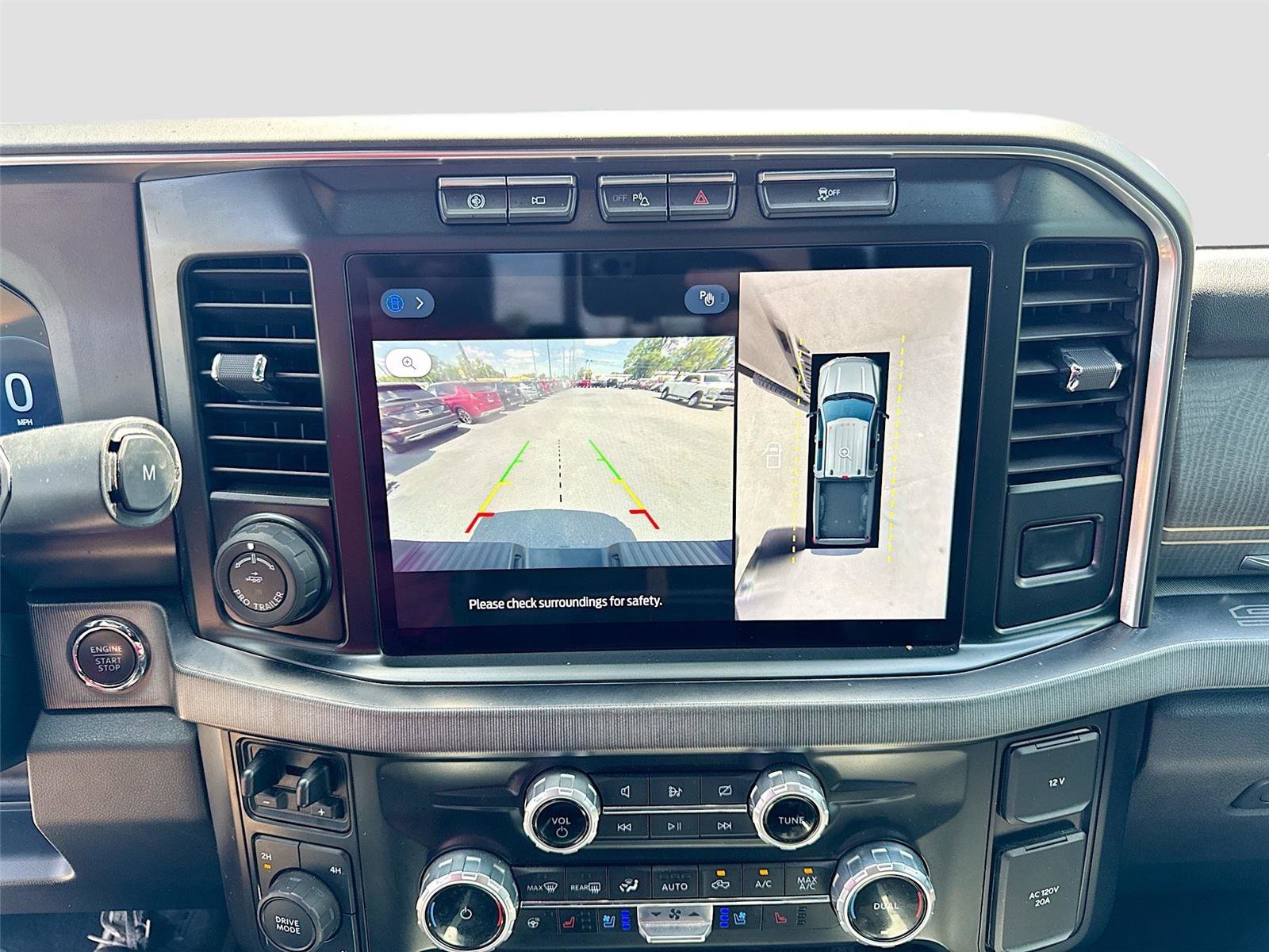 Used 2023 Ford F250 Platinum AWD/4WD image 10