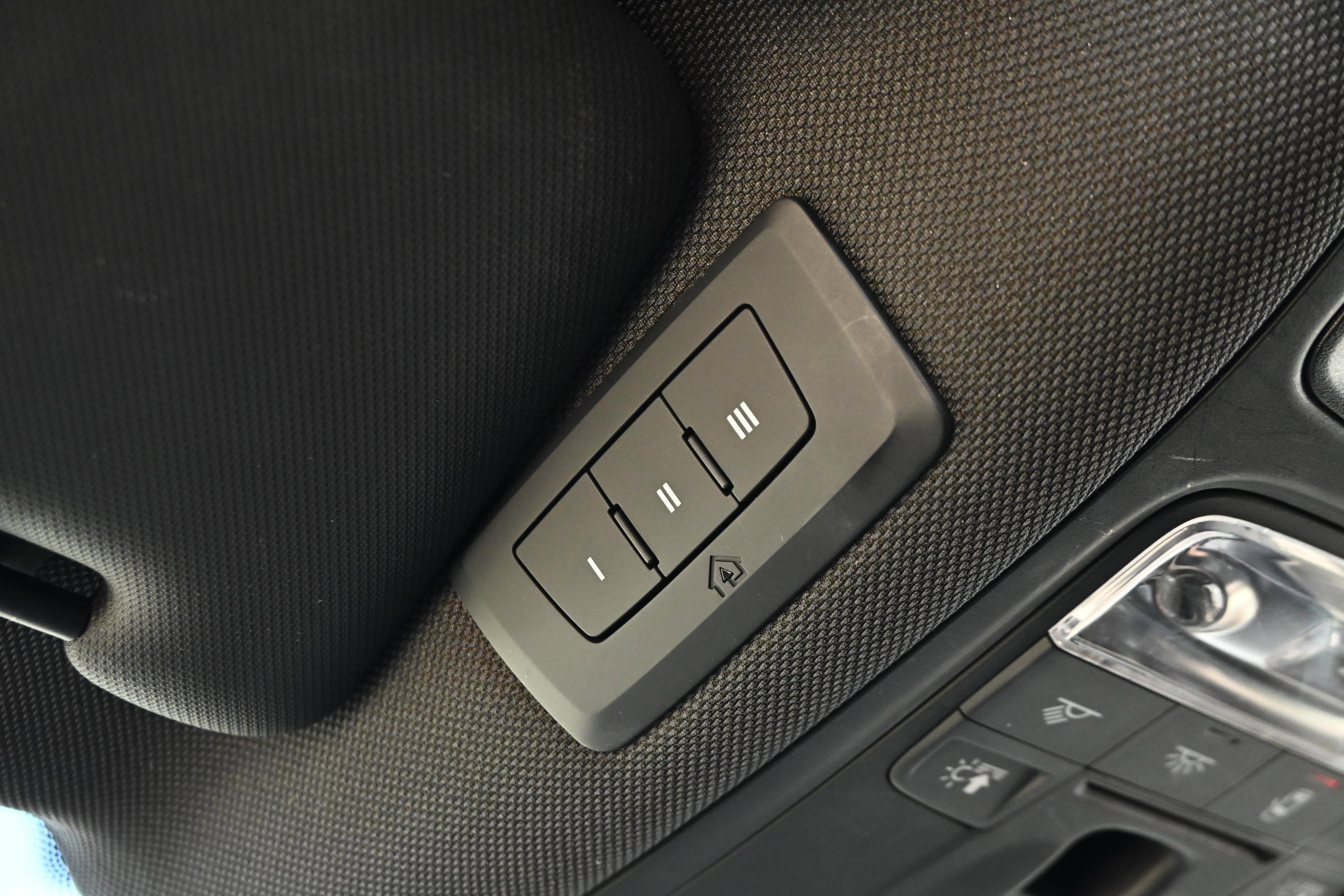 Used 2018 Audi Q3 2.0T Premium w/ Convenience Package image 32