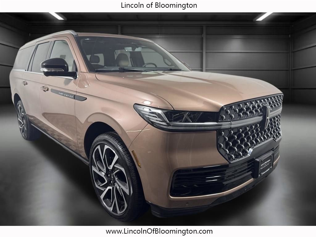 New 2026 Lincoln Navigator L Black Label AWD/4WD image 10