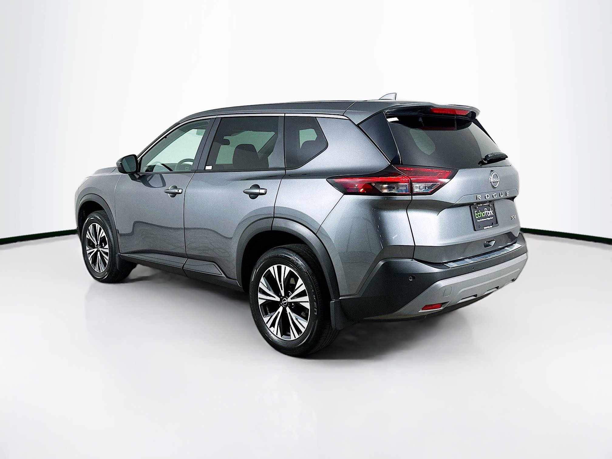 Used 2023 Nissan Rogue SV FWD image 5
