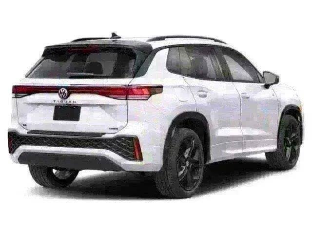 New 2026 Volkswagen Tiguan SE R-Line AWD/4WD image 2
