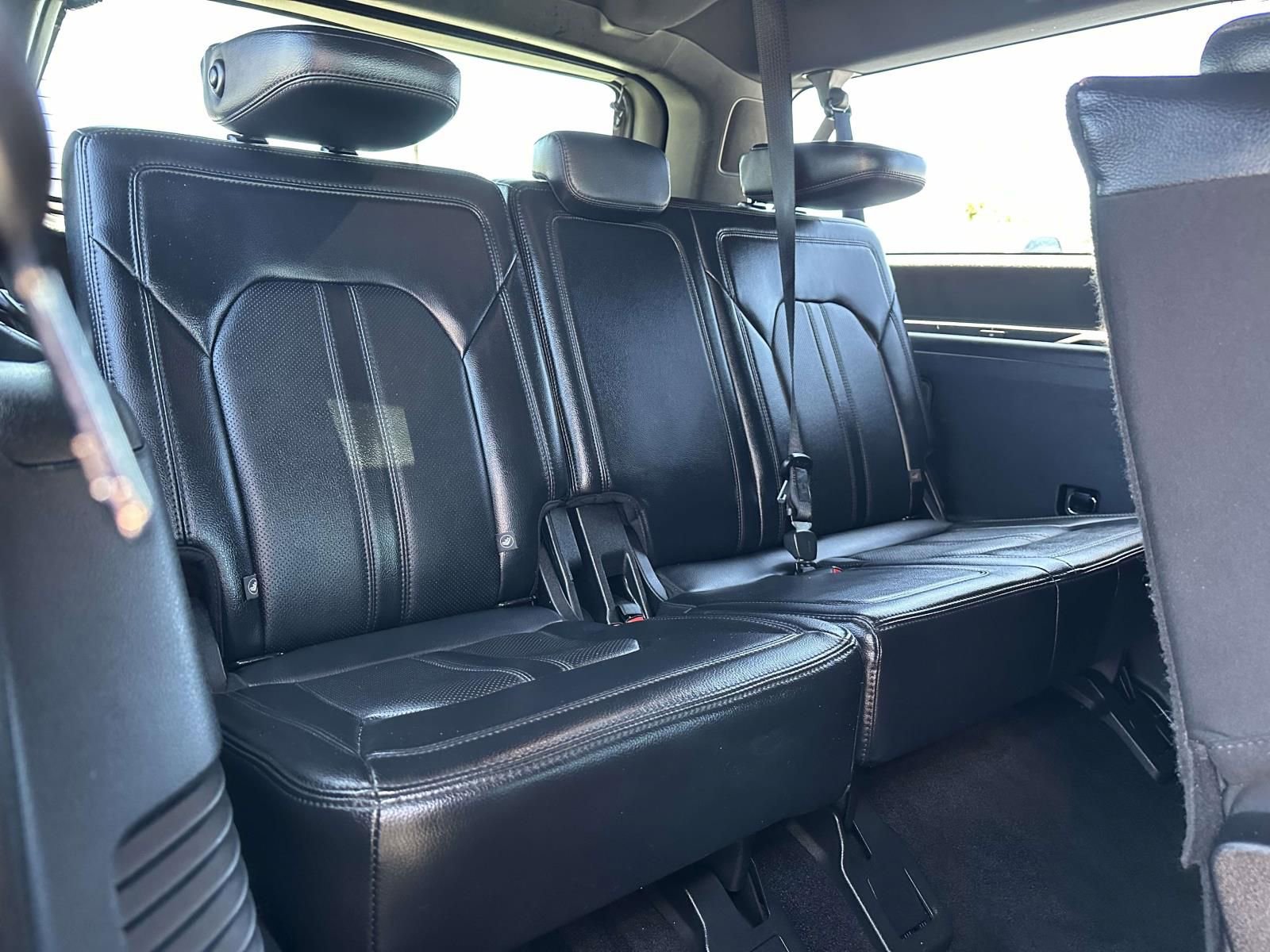 Used 2019 Ford Expedition Max Limited AWD/4WD image 26