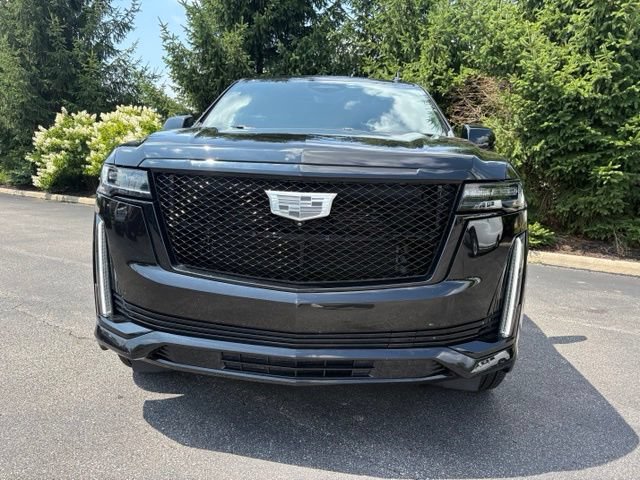 Certified 2022 Cadillac Escalade ESV Sport w/ Touring Package AWD/4WD image 12