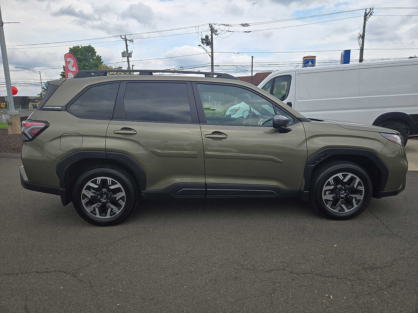 Used 2026 Subaru Forester Premium AWD/4WD image 7