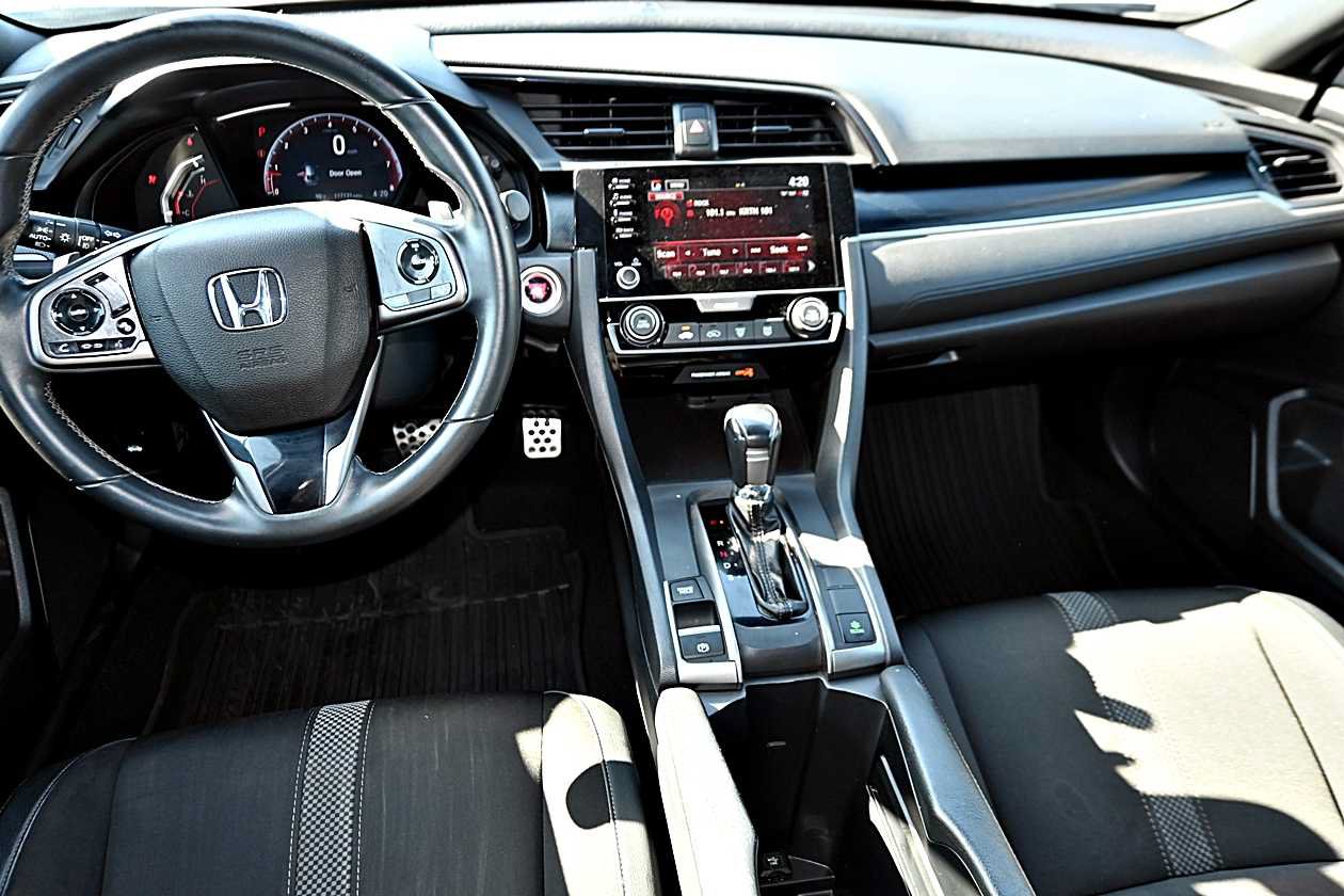 Used 2021 Honda Civic Sport image 14