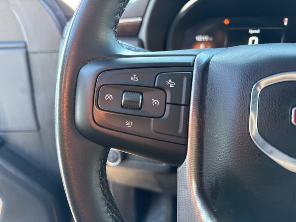 Used 2024 GMC Yukon SLE AWD/4WD image 23