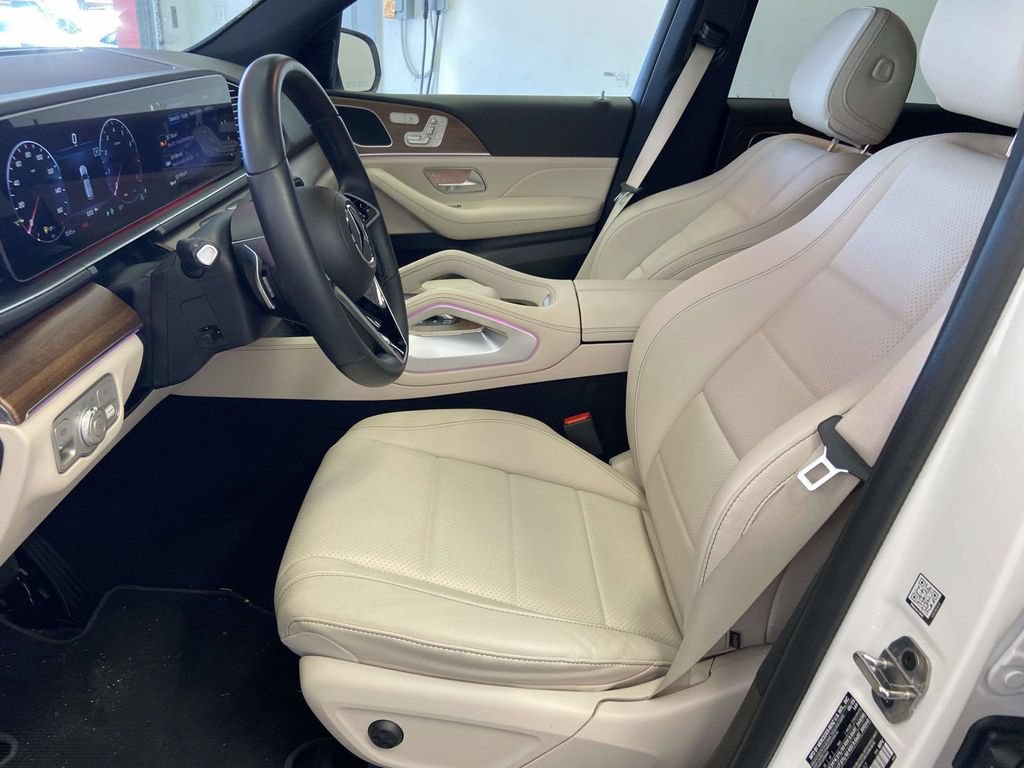 Used 2025 Mercedes-Benz GLE 350 4MATIC image 17