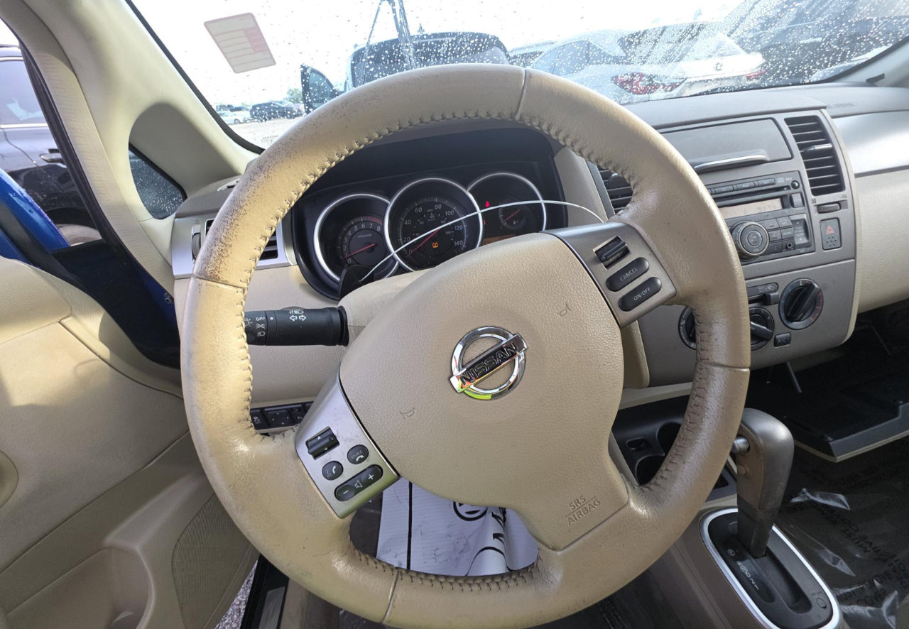 Used 2012 Nissan Versa 1.8 S w/ Special Edition Pkg image 10