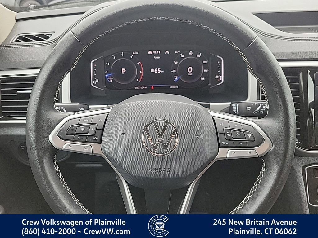 Certified 2023 Volkswagen Atlas SE w/ Black Wheel Package AWD/4WD image 5