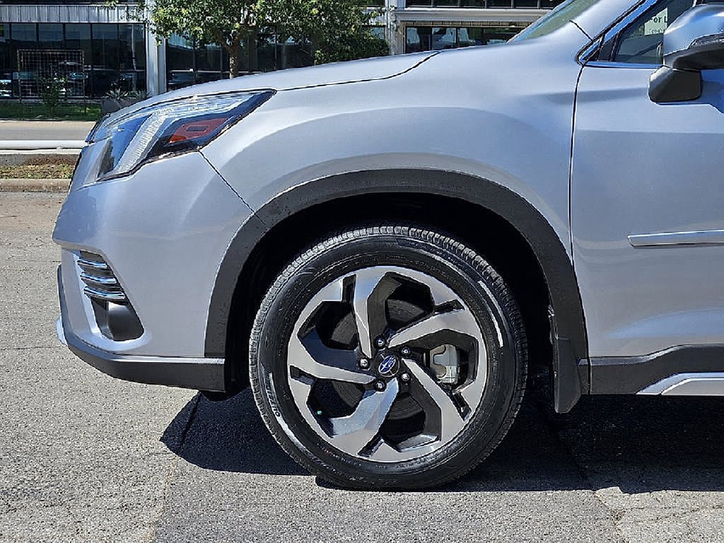 Used 2023 Subaru Forester Touring AWD/4WD image 10