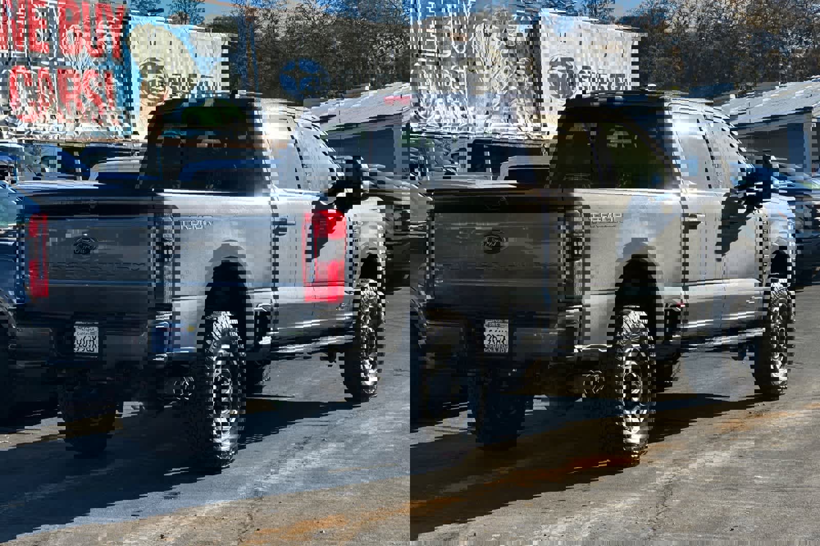 Used 2023 Ford F250 XLT w/ Black Appearance Package image 4