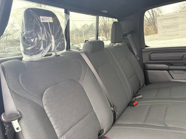 New 2026 RAM 1500 Express AWD/4WD image 26
