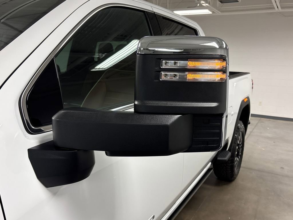 New 2026 GMC Sierra 2500 Denali Ultimate w/ Max Trailering Package image 13