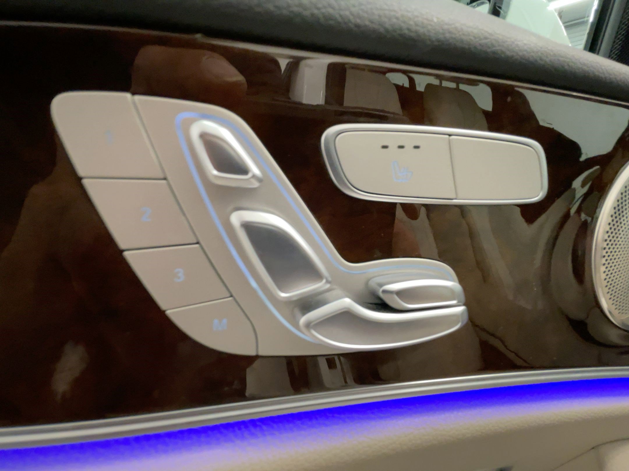 Used 2022 Mercedes-Benz E 350 Sedan image 16