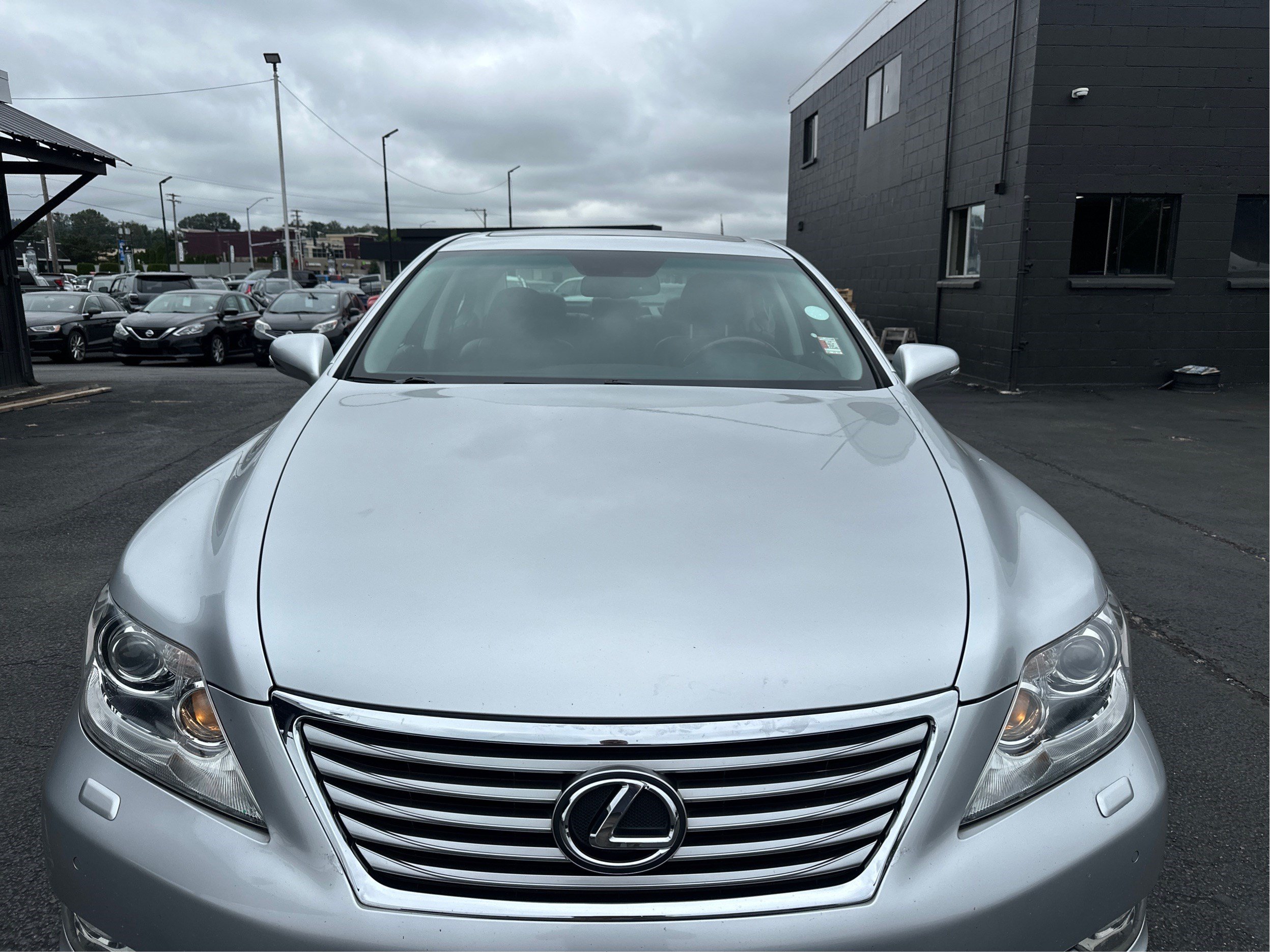 Used 2012 Lexus LS 460 AWD w/ Comfort Pkg image 24