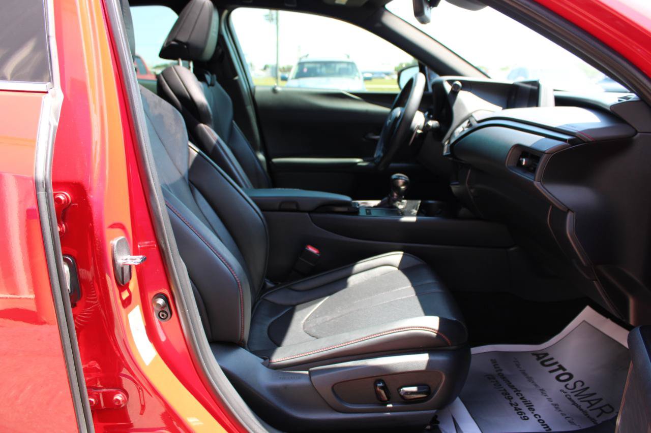 Used 2019 Lexus UX 200 F Sport w/ F Sport Premium Package FWD image 45