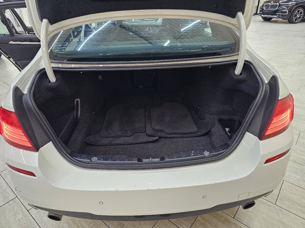 Used 2016 BMW 535i Sedan RWD image 13