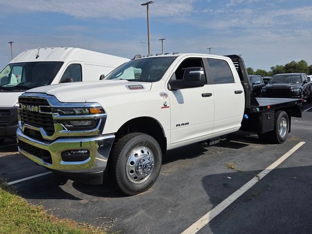New 2026 RAM 3500 Big Horn AWD/4WD image 3
